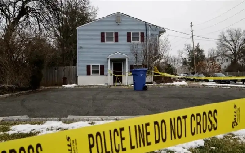 الشرطة الأمريكية تقتل رجلا هاجمها بساطور