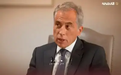 الرئيس أوباما بوظيفة (معلق سياسي)