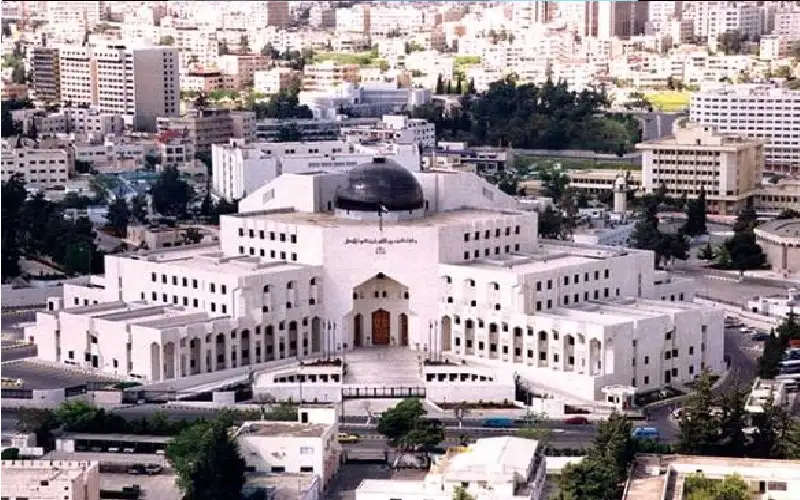 إغلاق مركز خدمات العدل في قصر