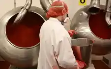 strongالأردنstrong .. وفاة سيدة سقطت بعجانة