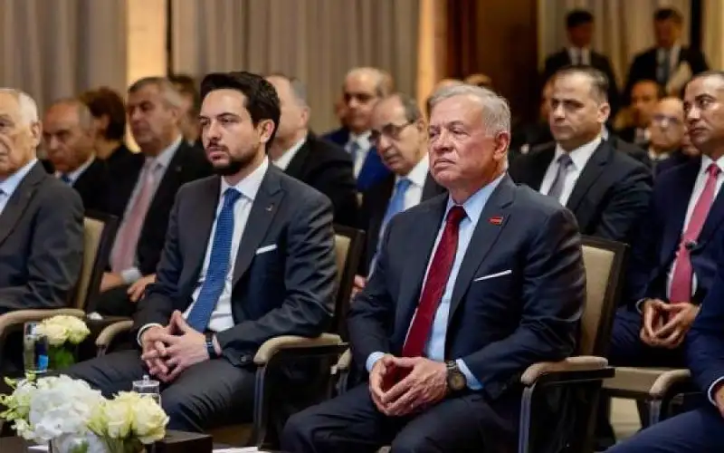 الملك يوجه الحكومة بزيادة مخصصات صندوق