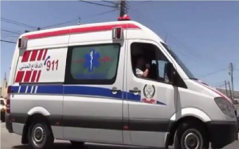 وفاة و18 إصابة بتصادم 11 مركبة