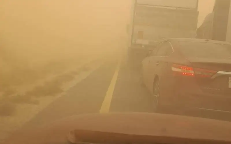 قطع مؤقت لحركة السير على الطريق