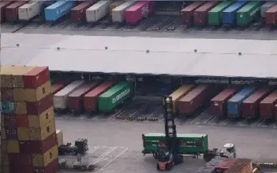 الحكومة والبنك الأوروبي لإعادة الإعمار ..