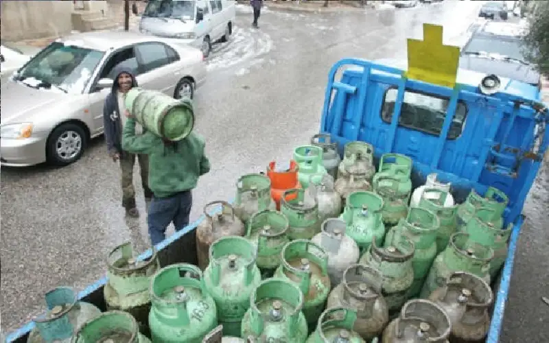 المصفاة: تعبئة 781162 أسطوانة غاز خلال