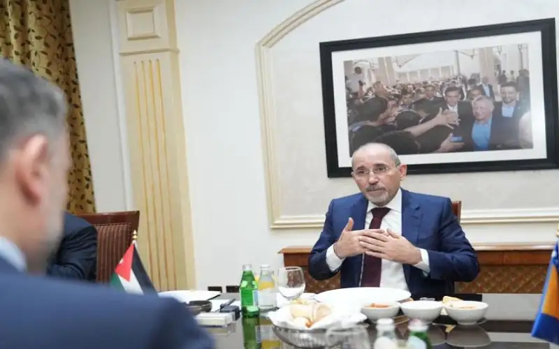 وزير الخارجية يحذر من التصعيد الإسرائيلي