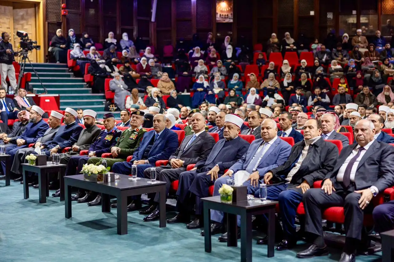 مندوبا عن الملك.. الأمير فيصل يرعى