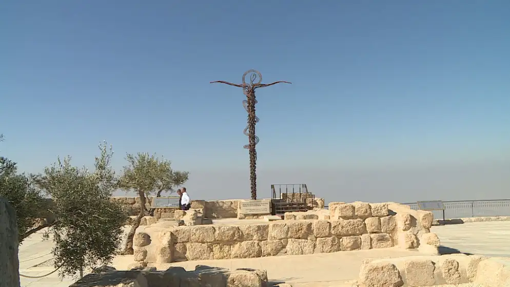 %25.6 نسبة ارتفاع زوار جبل نيبو