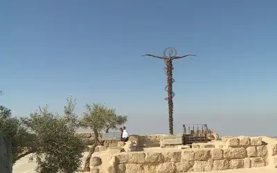 مختبر بيولاب الطبي يوقع اتفاقية شراكة