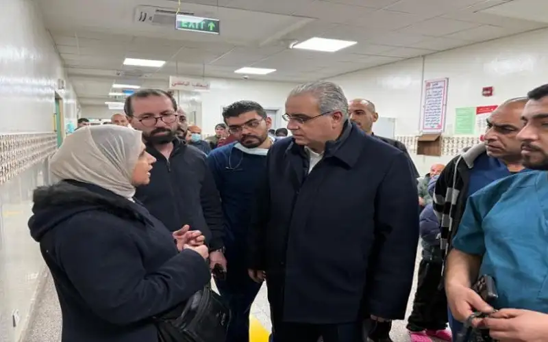 صحيفة نيسان ـ البدور يقوم بزيارة ليلية مفاجئة لمستشفى