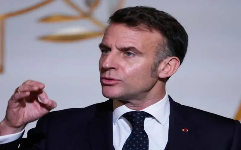 الرئيس الفرنسي يعلن: أوروبا سترد بشكل