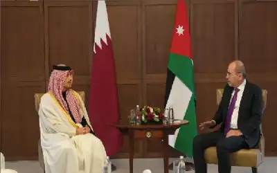 صحيفة نيسان ـ وزير الخارجية يجري مباحثات موسعة مع