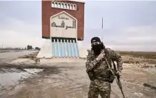 سوريا .. قوات للعشائر تطرد قسد