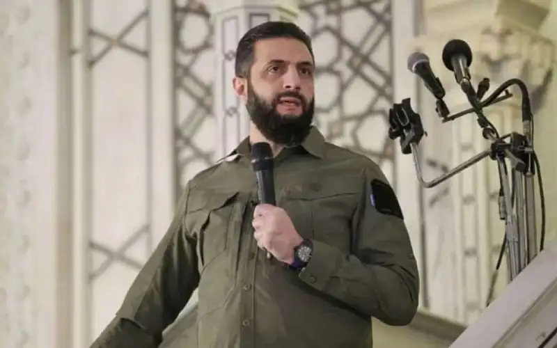 الشرع يوقع اتفاقا لوقف إطلاق النار