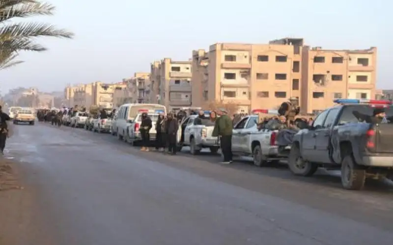 الجيش السوري ينتشر في مناطق دير