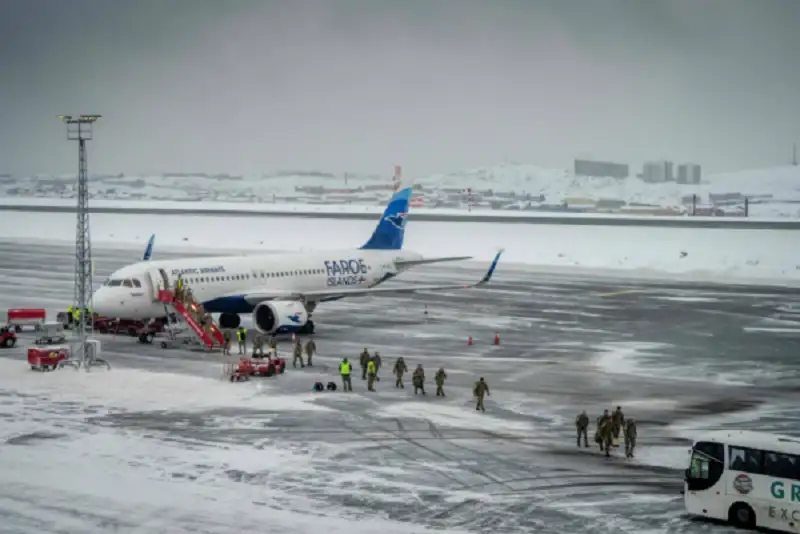 مقاتلات أمريكية وكندية تصل غرينلاد قريبا