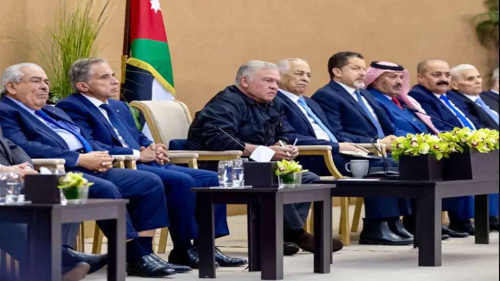 الملك يؤكد ضرورة تطوير البنية التحتية