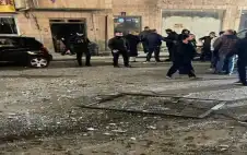 إصابة 4 أشخاص بحروق إثر حريق