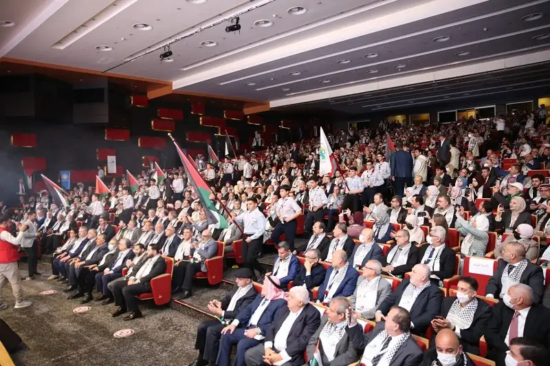 “المؤتمر الشعبي لفلسطينيي الخارج” على لائحة