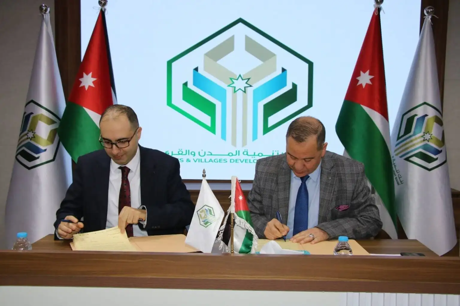 اتفاقية لإعادة هيكلة مديونية بلدية جرش