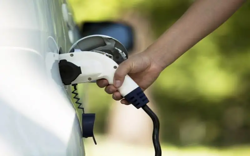 هيئة الطاقة تؤكد عدم التزام بعض