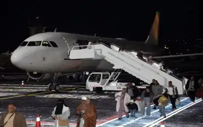 الذهب يهبط بعد ارتفاع عوائد السندات