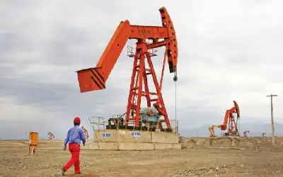 ميغا غزة… المشروع العقاري والأنقاض البشرية