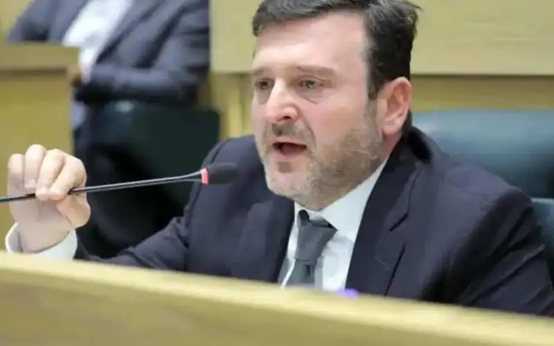 العمري يثمن التوجيهات الملكية لإعداد استراتيجية