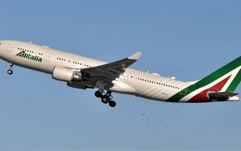 إعلام عبري: شركة الطيران الإيطالية تعلن