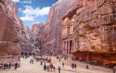 الأردنية تدعو مرشحين لاستلام كتب تعيينهم