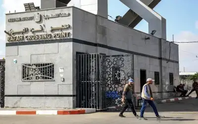 فريق حقوقعمان الأهلية خامسا ببطولة المناظرات