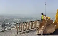 حملة لإزالة الاعتداءات على شارع strongالأردنstrong