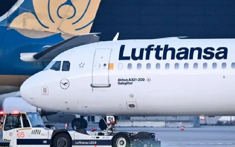 مجموعة لوفتهانزا الألمانية تمدد إلغاء رحلاتها