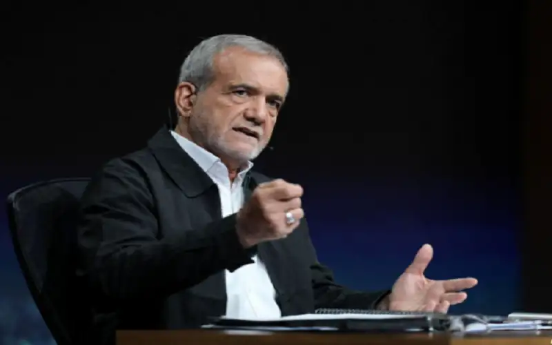 صحيفة نيسان ـ طائرة الرئيس الإيراني تقلع إلى موسكو