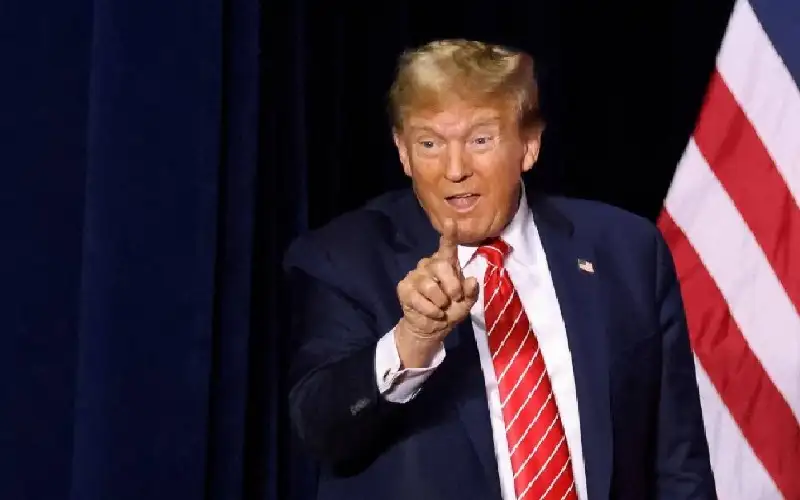 ترامب يحذر من خطورة تعاون بريطانيا