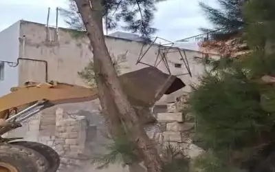 مخالفة 57 شخصا لعدم التزامهم بأوامر