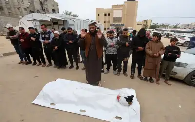 نائب رئيس دولة الإمارات يبحث عن