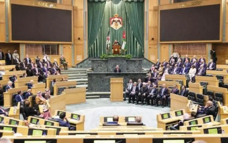 الأردن: تعديلات دستورية ملحة أهمهاحل البرلمان