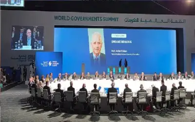 حادث تصادم بين 6 مركبات على