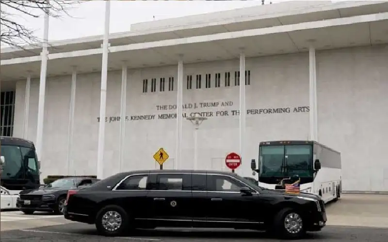 ترامب سيغلق مركز كينيدي في واشنطن