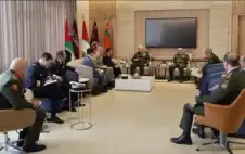 رئيس هيئة الأركان يسstrongتقبلstrong رئيس أركان