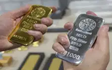 الذهب والفضة يواصلان الهبوط مع strongزيstrongادة