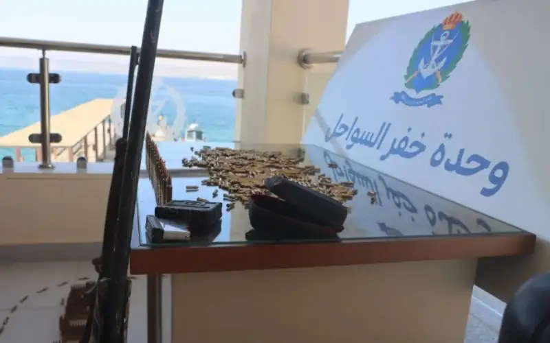 القوة البحرية تحبط ثلاث محاولات تهريب