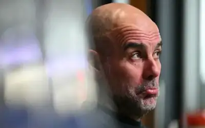 بسبب مرض نادر .. تعيش 8