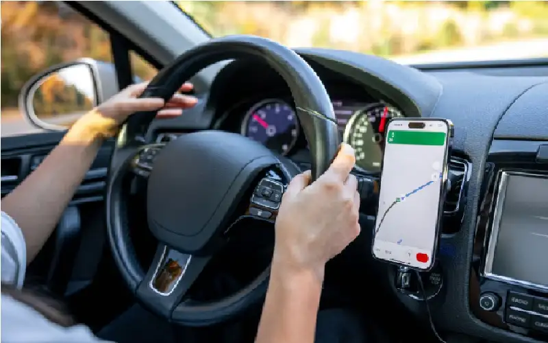 توجه لشمول السائقين العاملين على التطبيقات