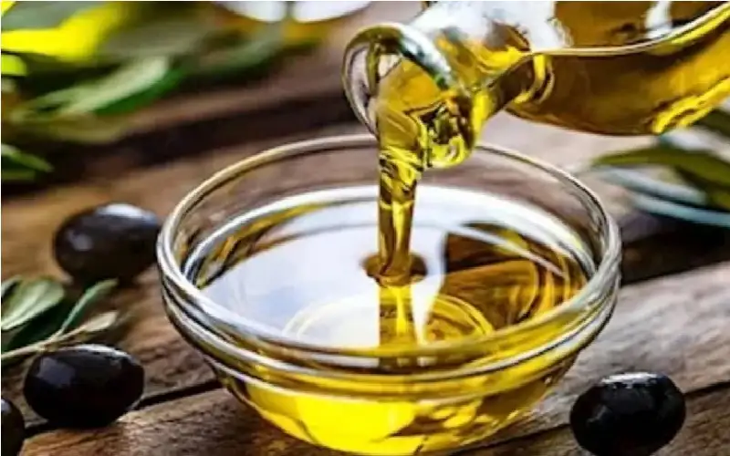 الذهب السائل.. طبيب يكشف سر الملعقة