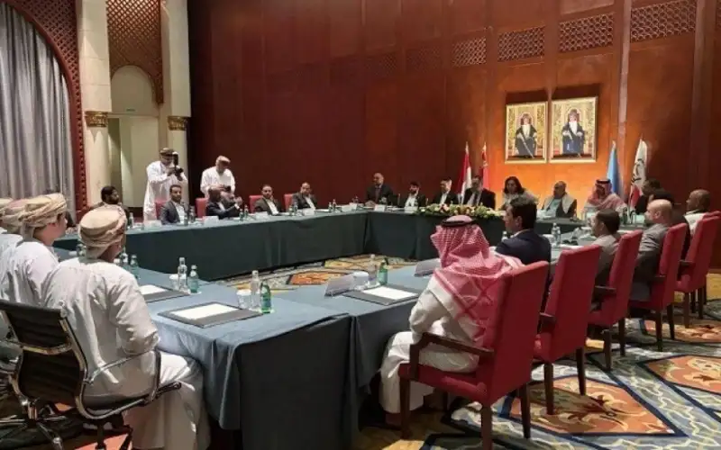 الأردن يستضيف جولة محادثات بين الحكومة