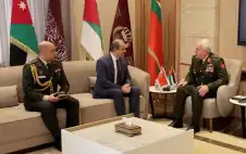 رئيس هيئة الأركان المشتركة يسstrongتقبلstrong السفير