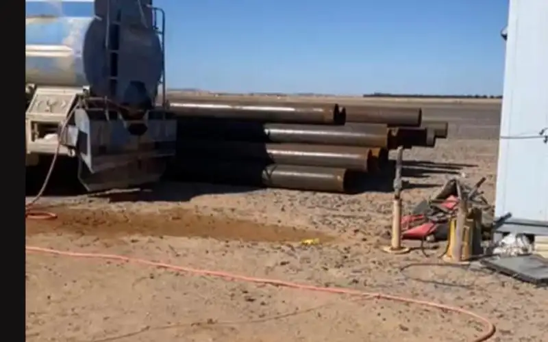 ضبط بئر مخالفة في الجفر ..