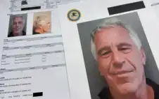 وزارة العدل الأمريكية تحذف آلاف الوثائق